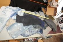 Assorted Pairs Of Jeans/Pants (Assorted Sizes)