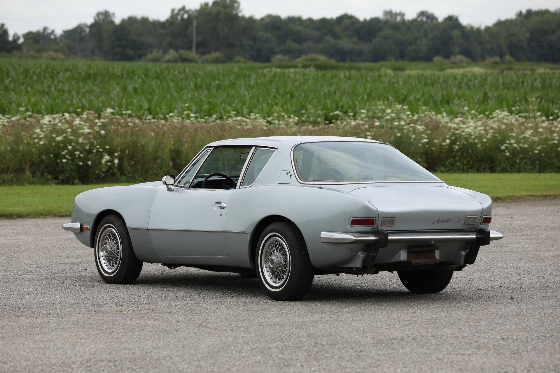 1981 Avanti II