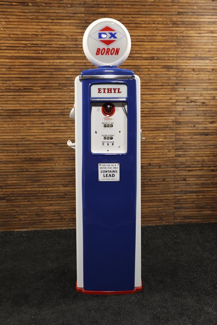 Original DX Boron-Tokheim Model 39 Gas Pump with Globe - Restored