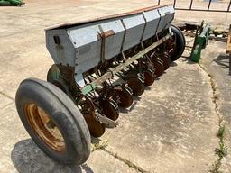 John Deere 14x7b grain drill