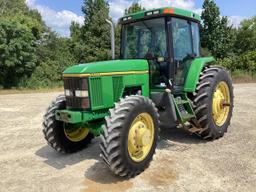 John Deere 7400 Tractor MFWD