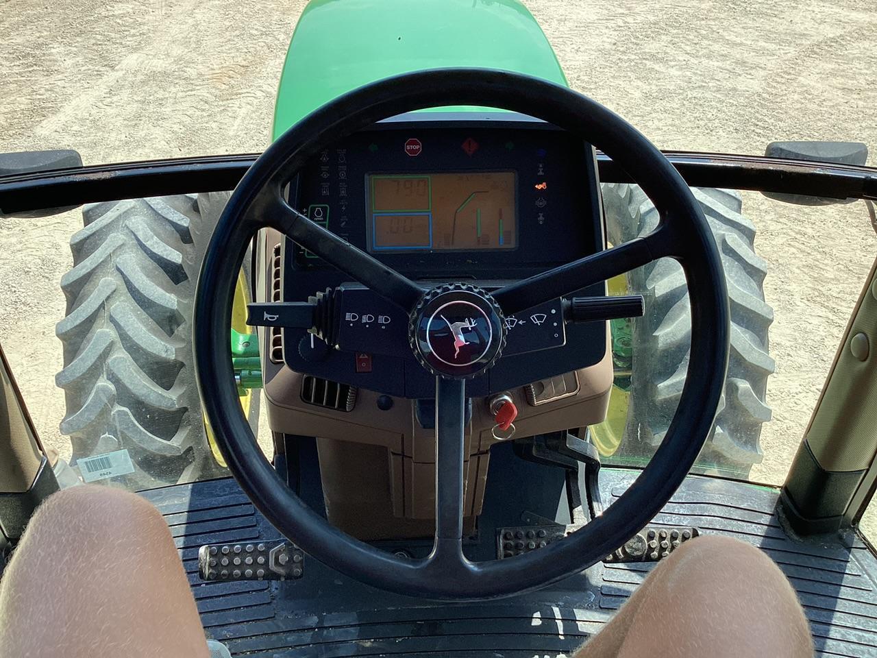 John Deere 7400 Tractor MFWD