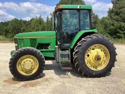 John Deere 7400 Tractor MFWD