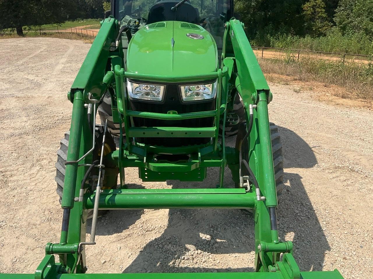 John Deere 4066R Tractor w/ JD H180 Loader