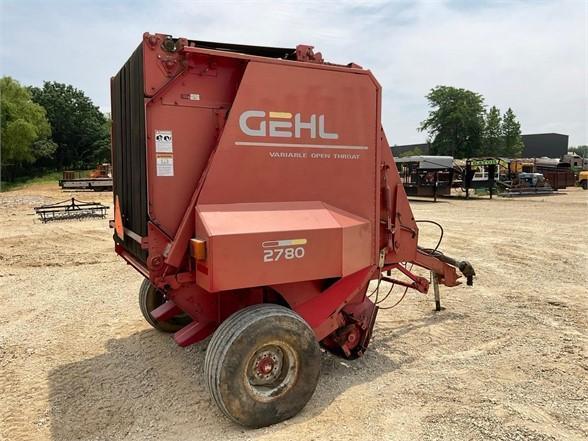 Gehl 2780 Round Baler