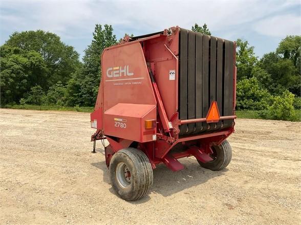 Gehl 2780 Round Baler