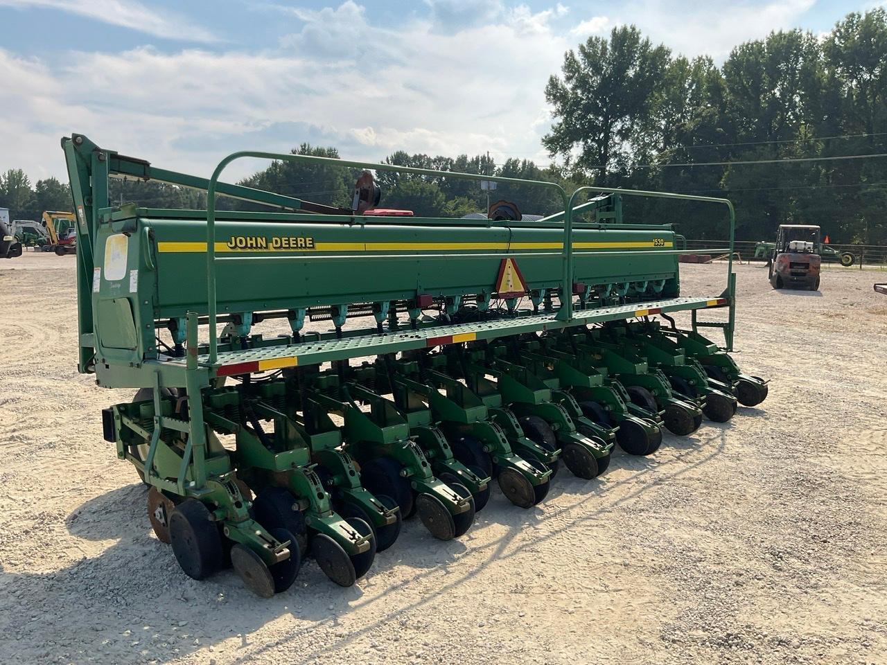John Deere 1530 Grain Drill