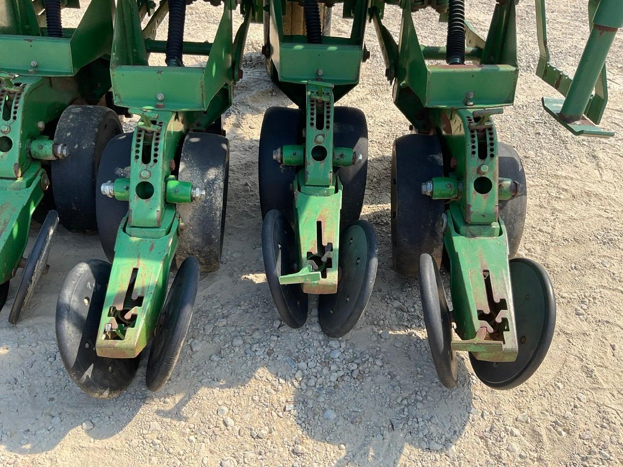John Deere 1530 Grain Drill