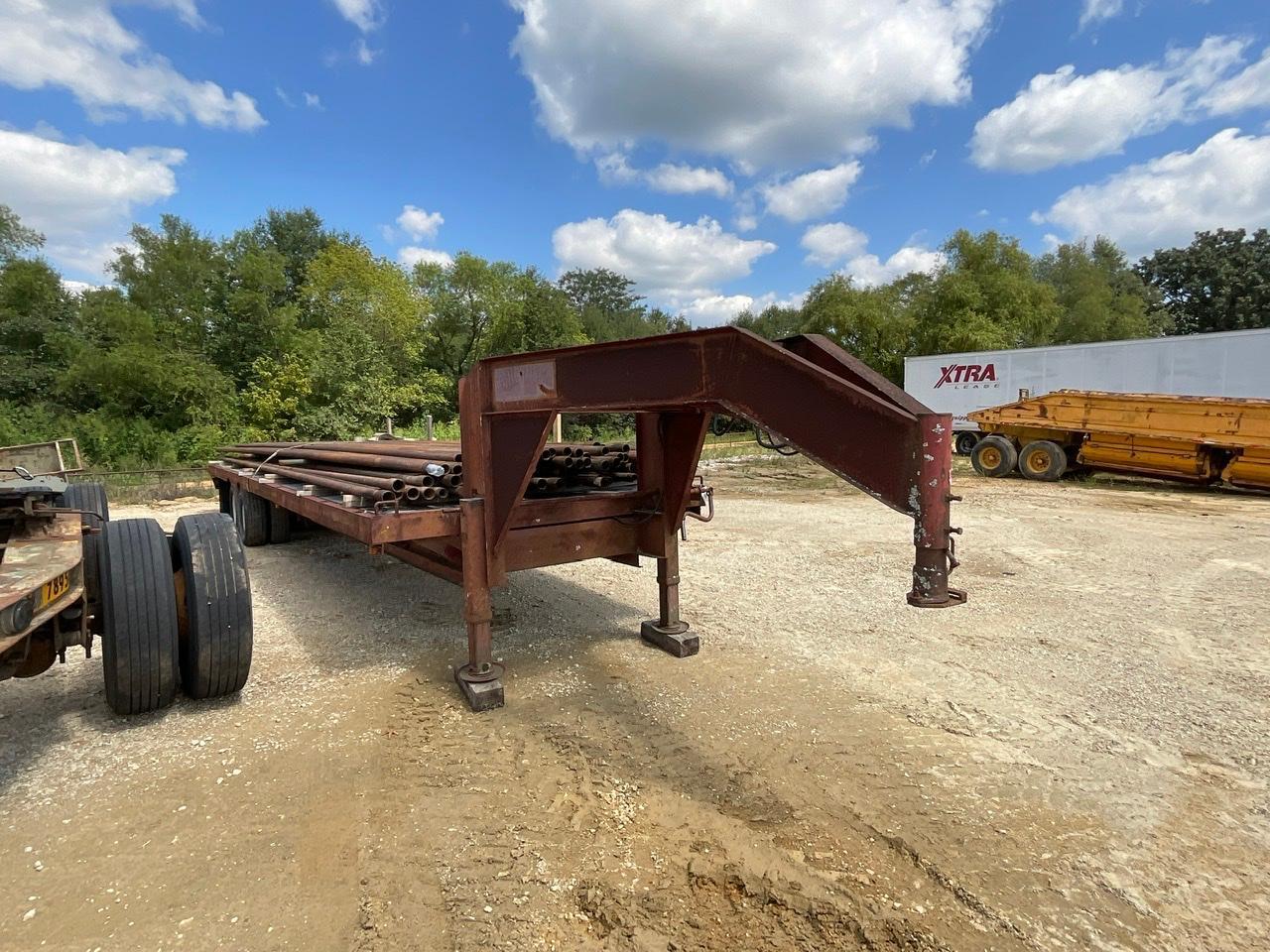 1985 Longneck Gooseneck Trailer