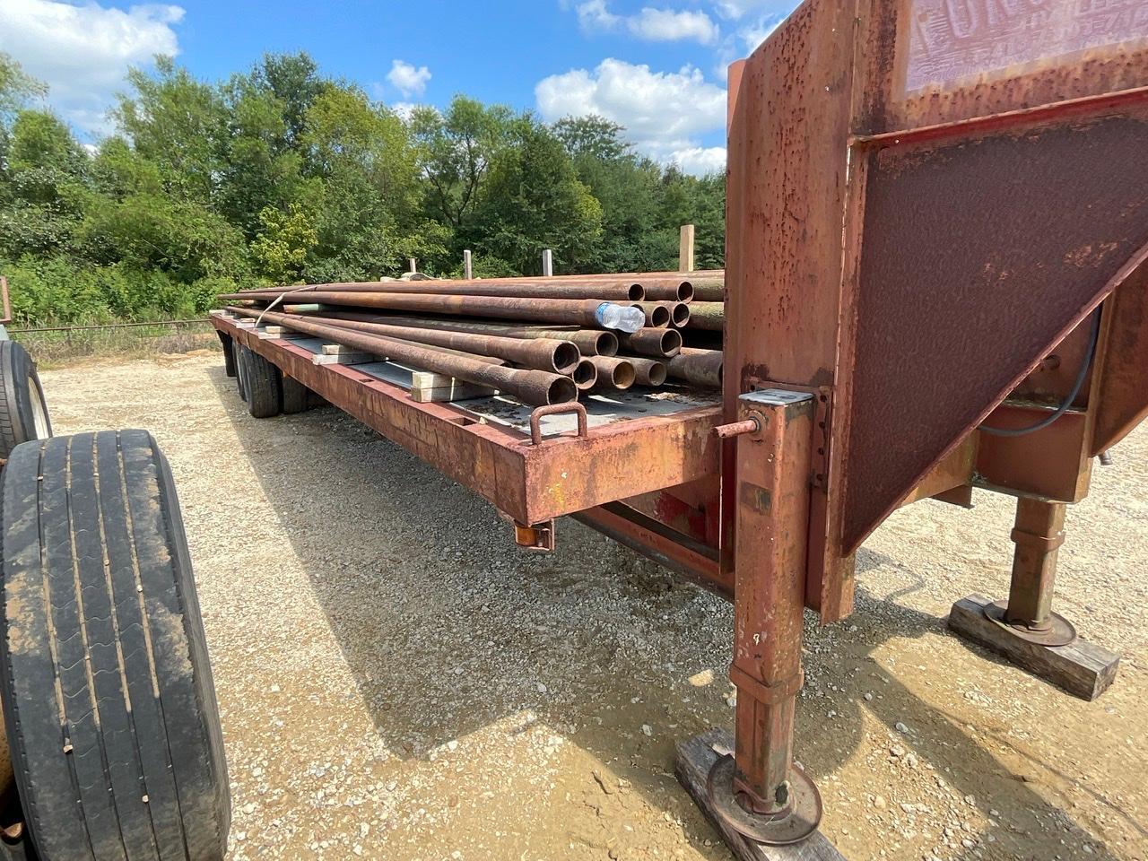 1985 Longneck Gooseneck Trailer