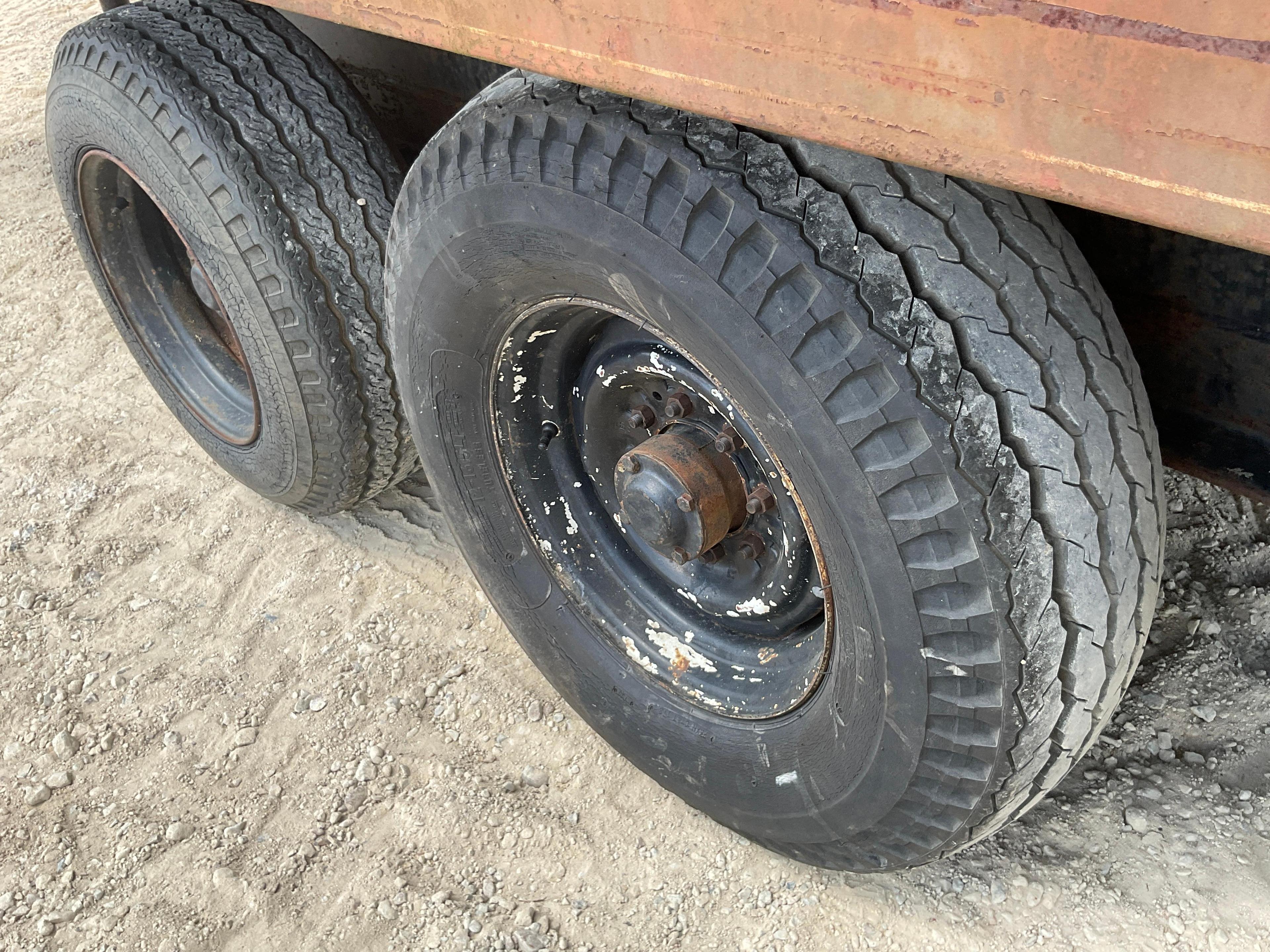 Donahue Gooseneck Dump Trailer