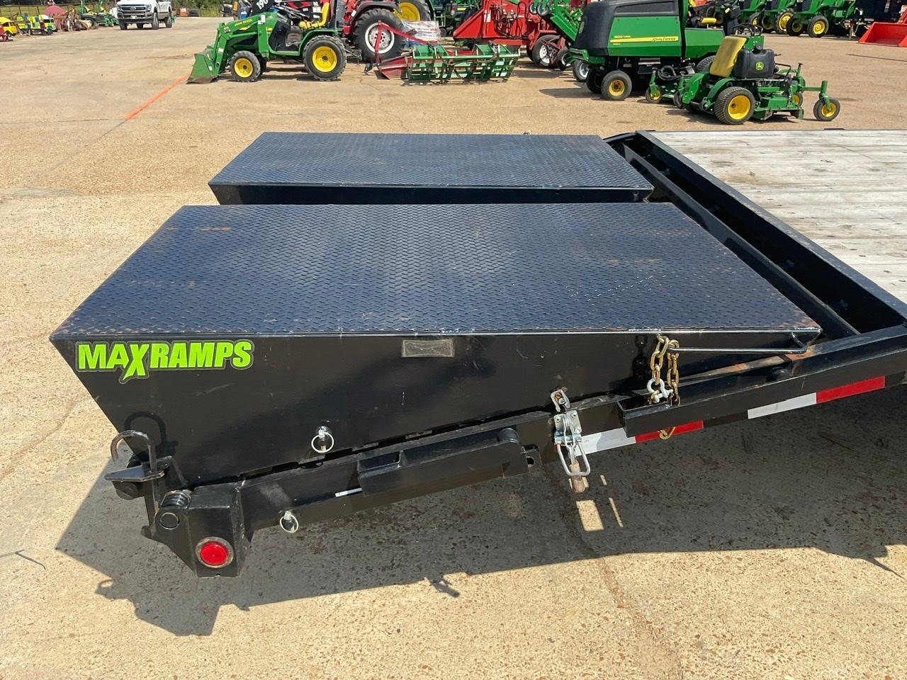 2020 Load Trail 40' Gooseneck Trailer