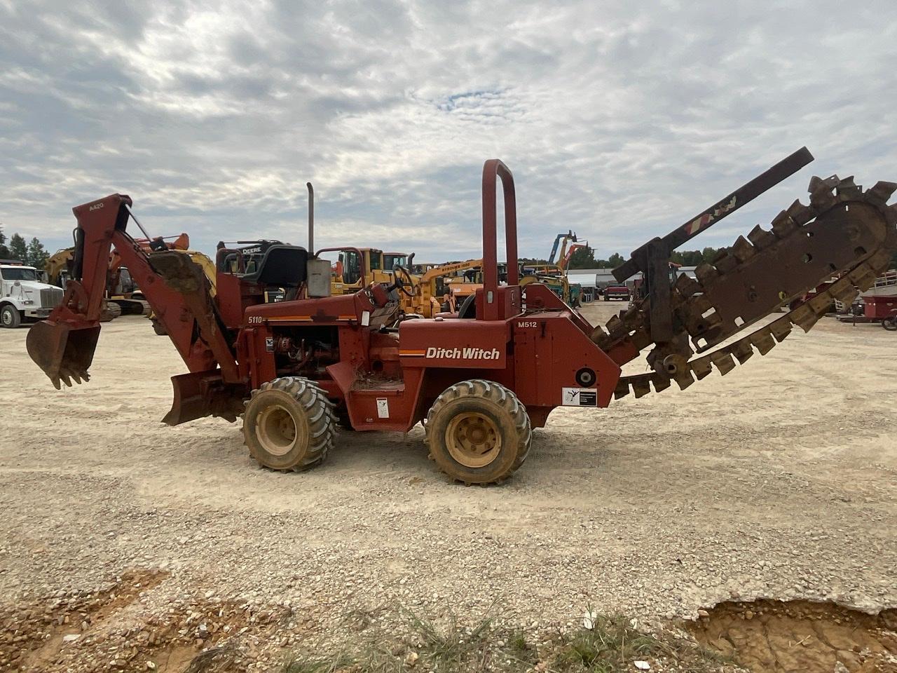 Ditch Witch 5110 Trencher