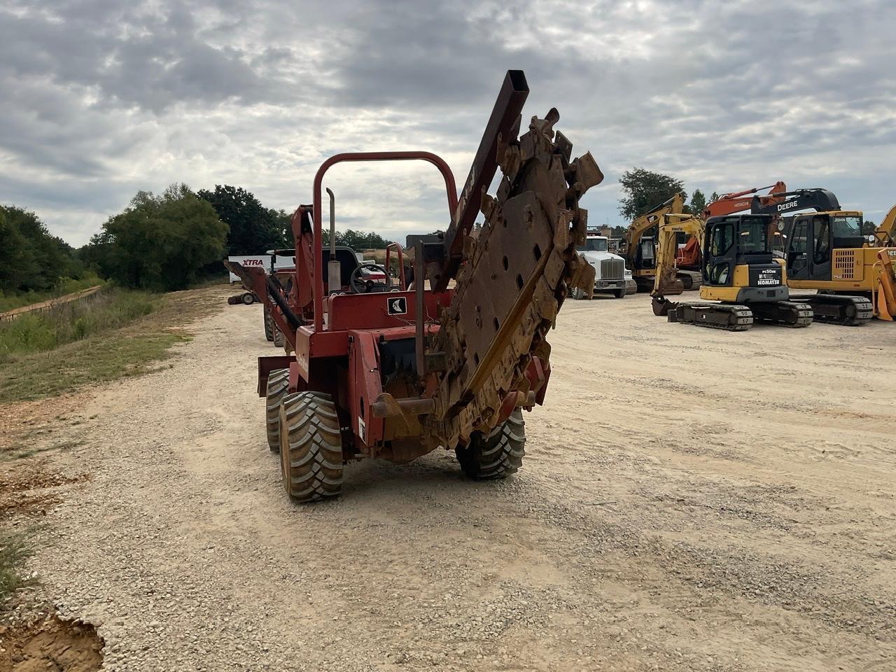 Ditch Witch 5110 Trencher