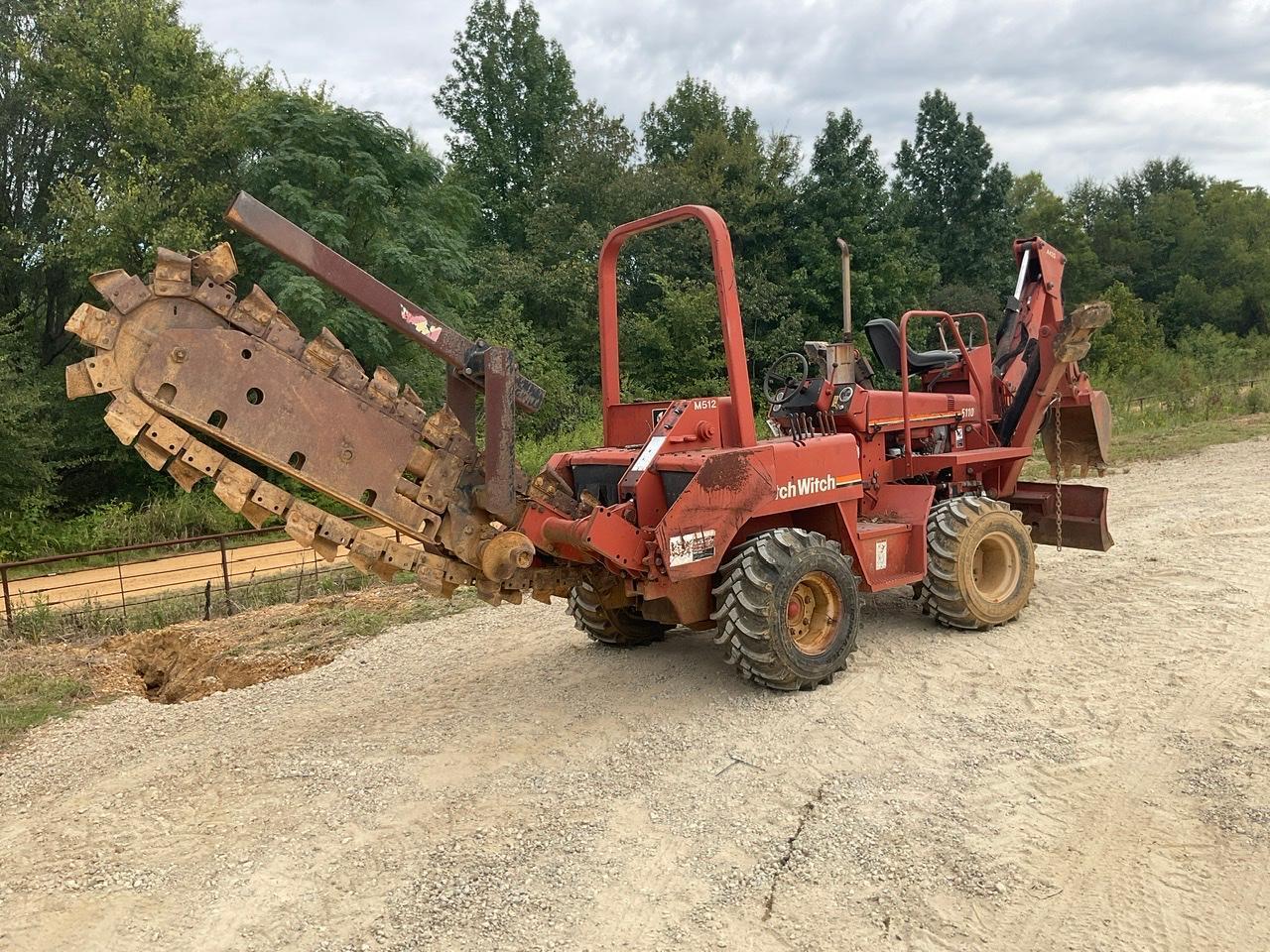 Ditch Witch 5110 Trencher