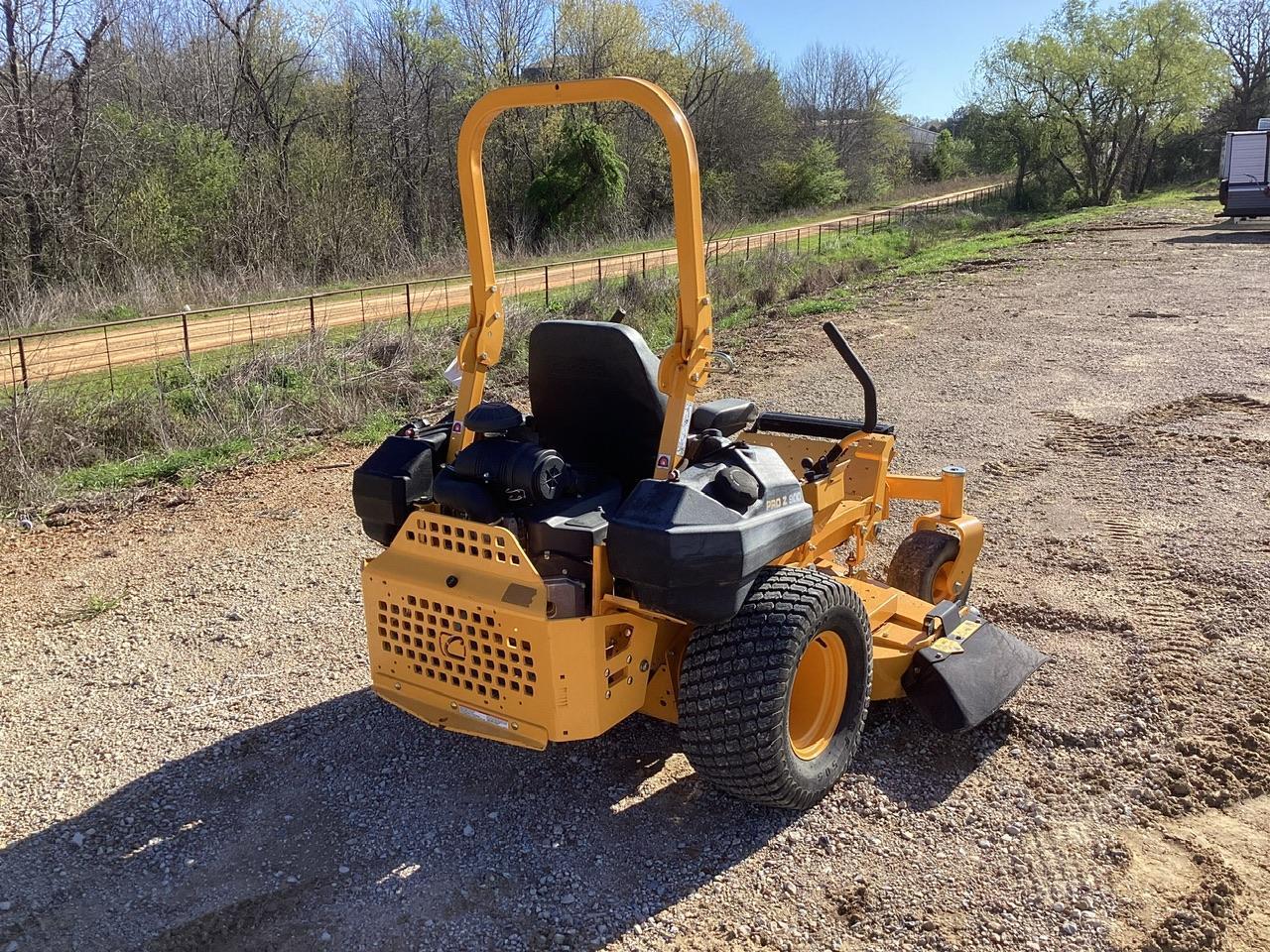 2019 Cub Cadet Pro z 900 Zero Turn Mower