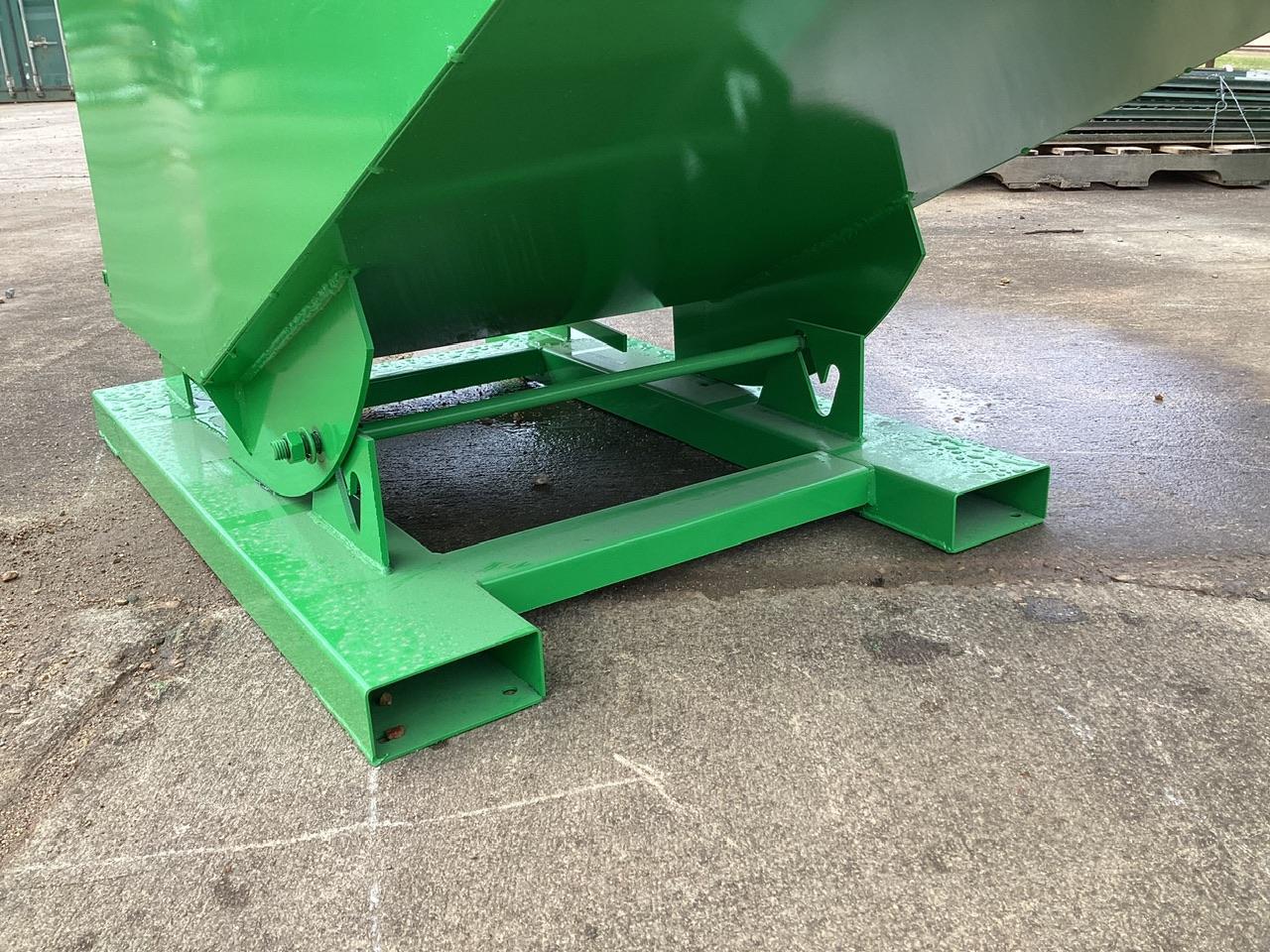 Steel Self Dumping Hopper