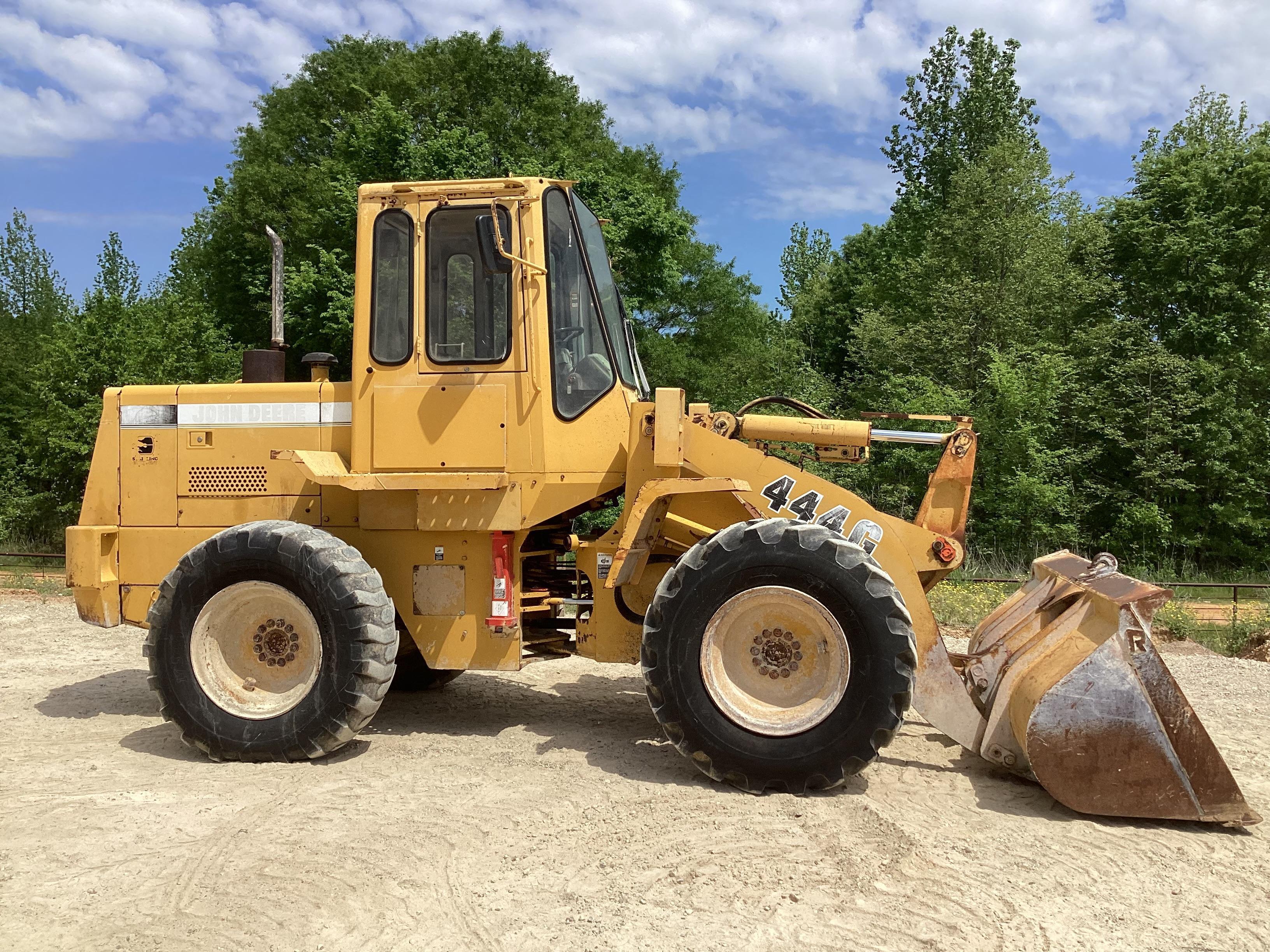 Deere 444G Wheel Loader