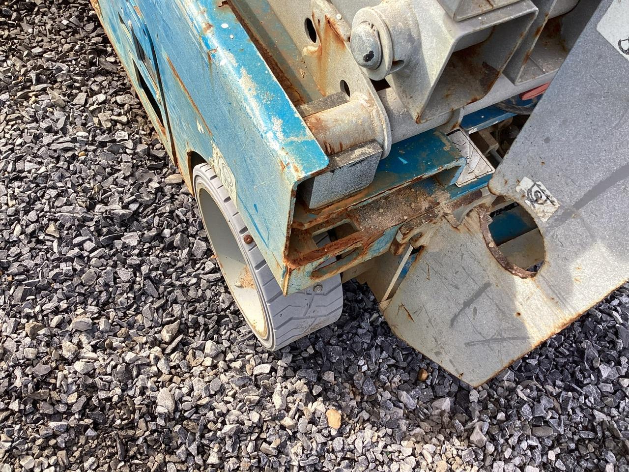 Genie GS-1930 Scissor Lift