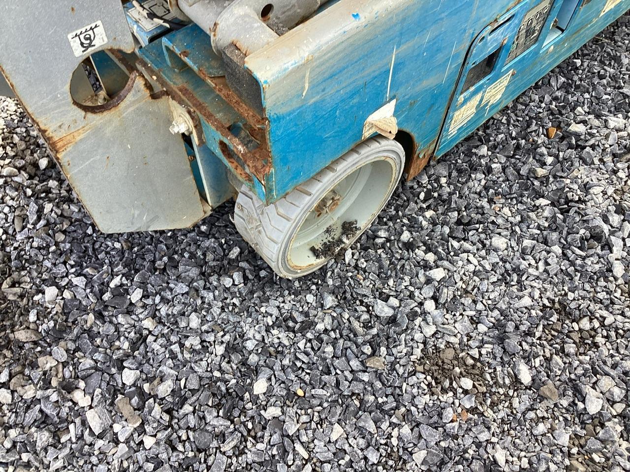 Genie GS-1930 Scissor Lift
