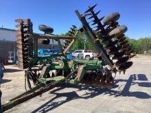 John Deere 630 Disc
