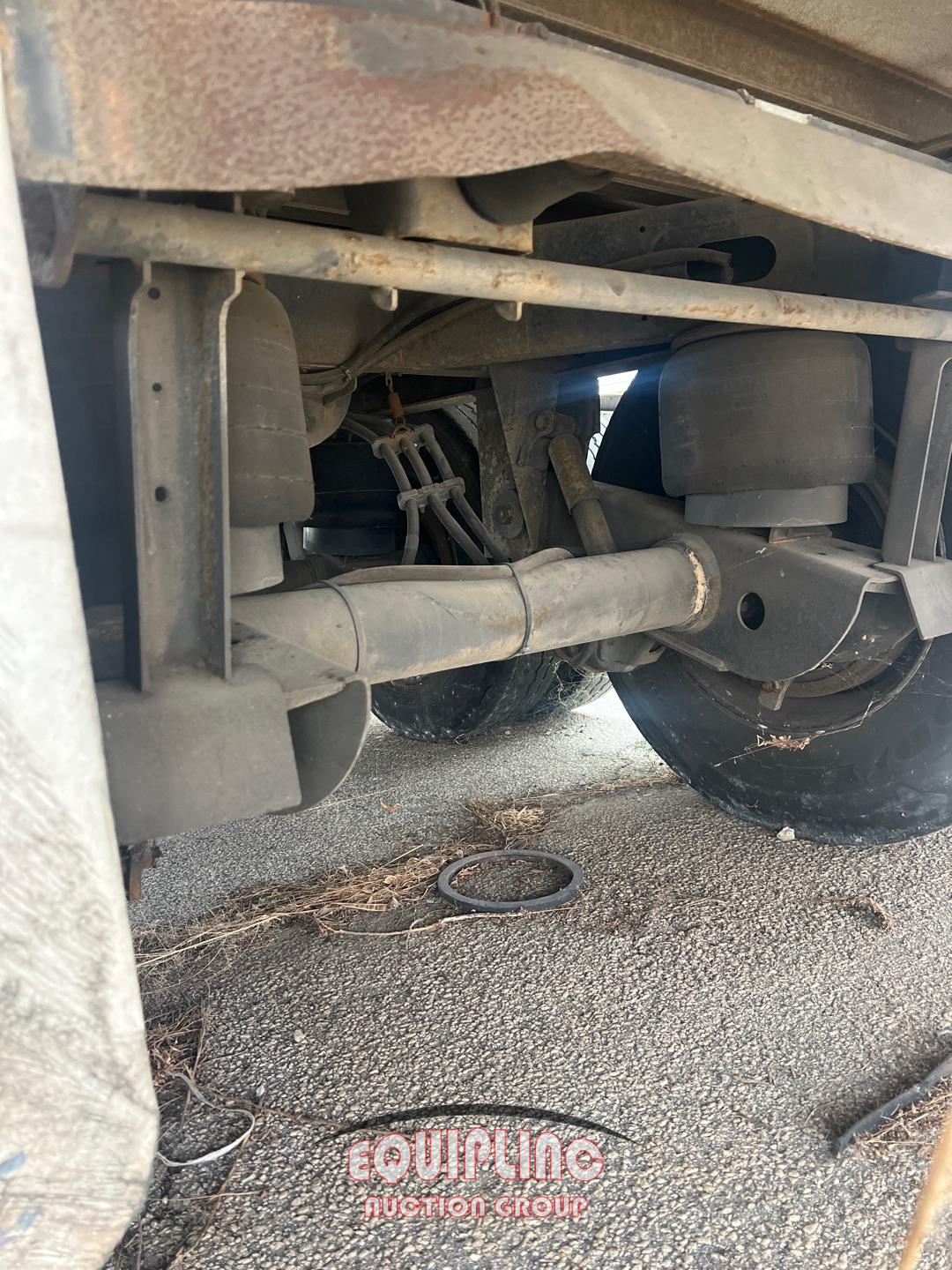 2004 UTLITY VS2RA 53FT REEFER TRAILER