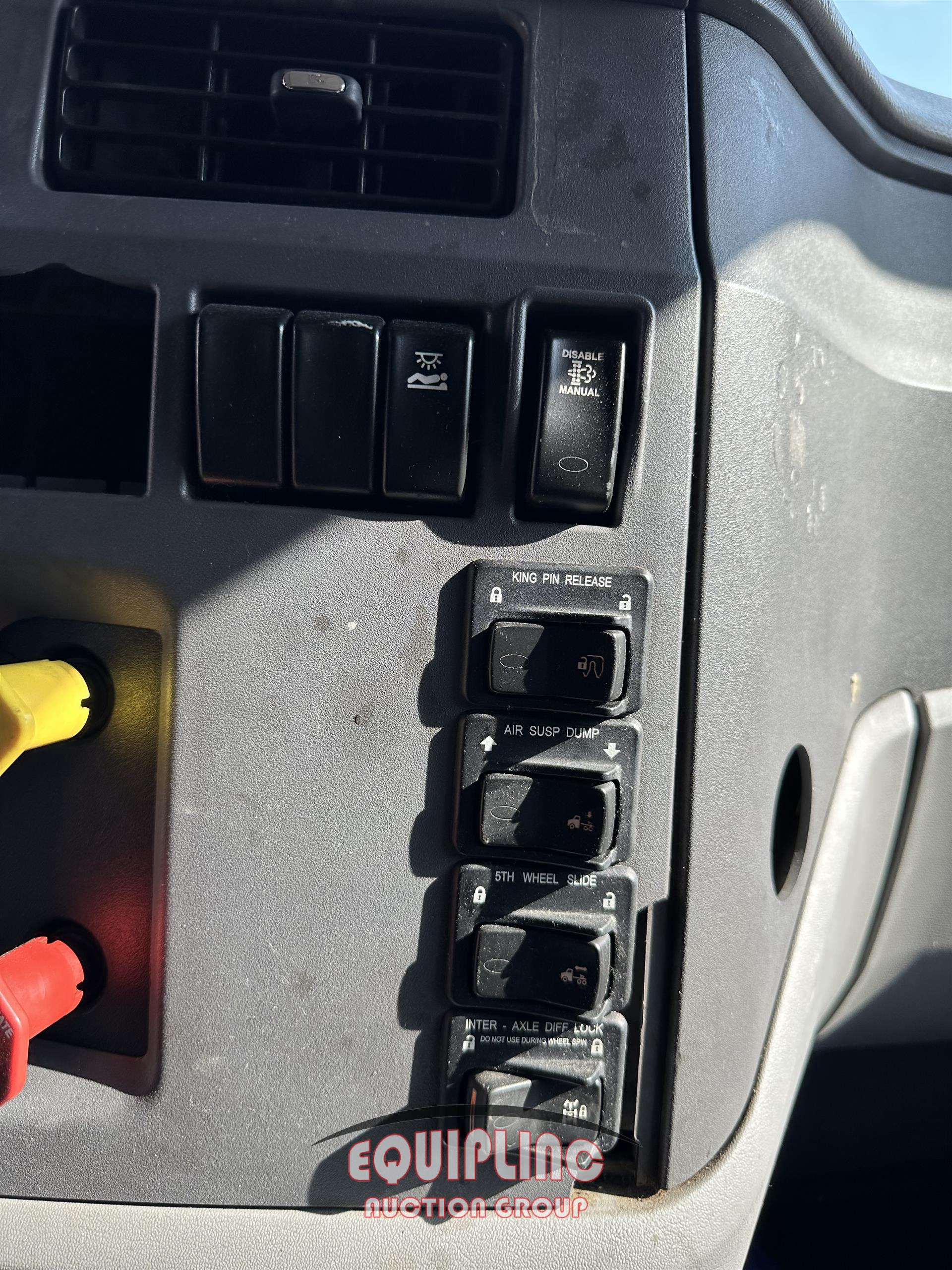 2017 Peterbilt 579