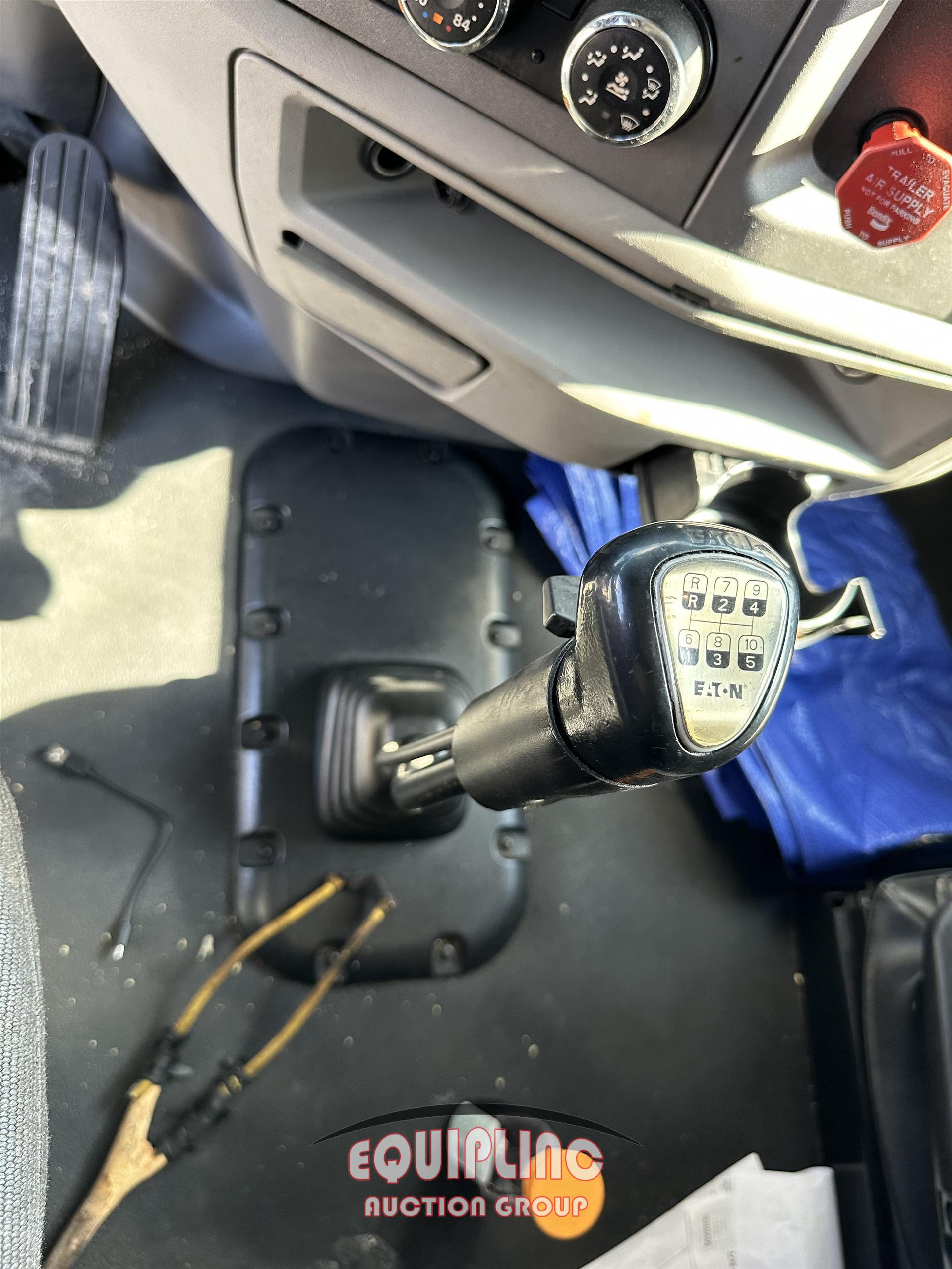 2017 Peterbilt 579
