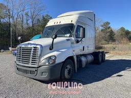 2017 FREIGHTLINER CASCADIA TANDEM AXLE SLEEPER