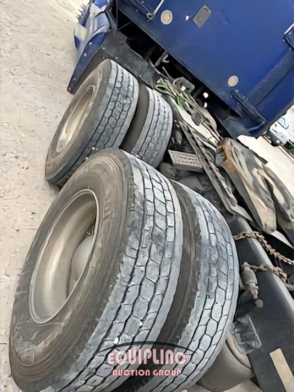 2017 WESTERN STAR 5700 XE TANDEM AXLE SLEEPER