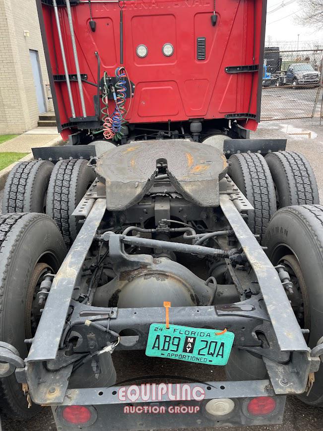 2017 INTERNATIONAL PROSTART TANDEM AXLE SLEEPER