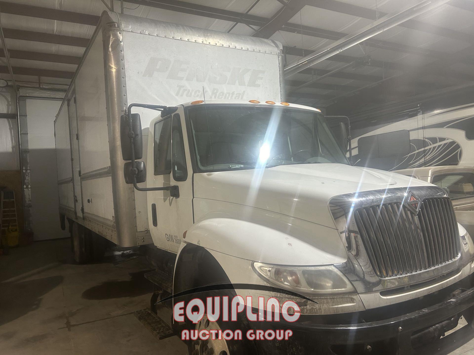 2015 INTERNATIONAL 4300 26 FT NON CDL BOX TRUCK