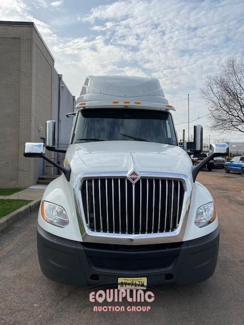 2018 International LT65 SLEEPER TRUCK