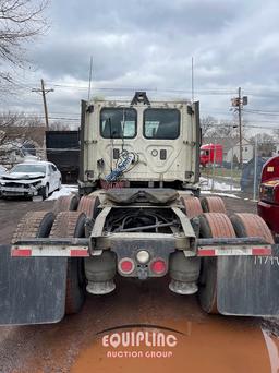 2016 FREIGHTLINER CASCADIA TANDEM AXLE DAY CAB