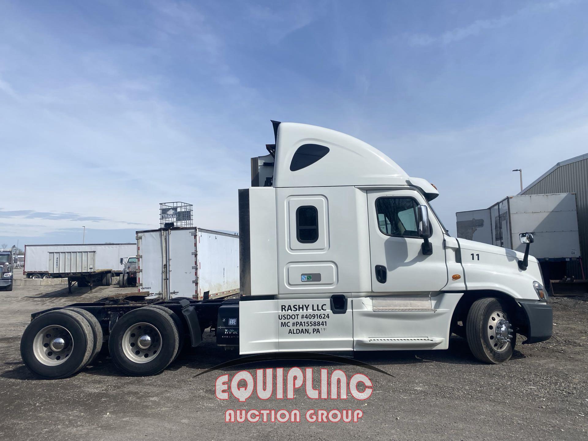 2016 FREIGHTLINER CASCADIA TANDEM AXLE SLEEPER