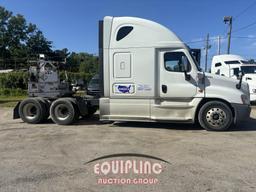 2018 FREIGHTLINER CASCADIA TANDEM AXLE SLEEPER