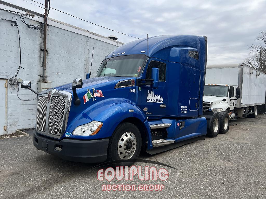 2019 KENWORTH T680 SLEEPER TRUCK