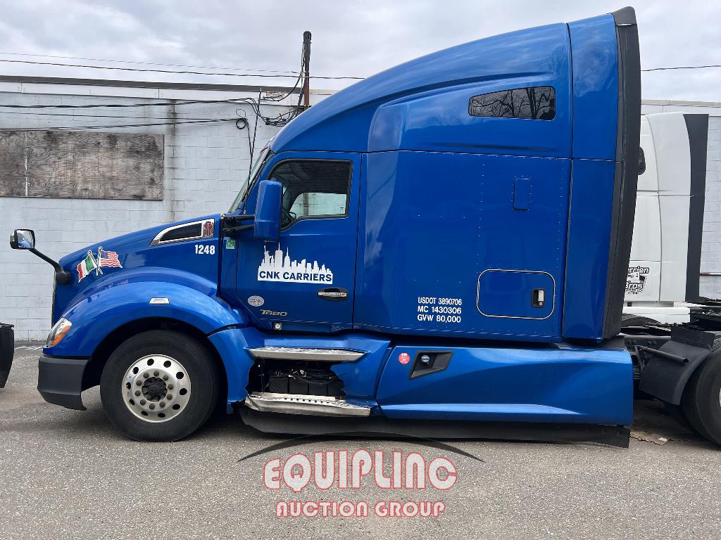 2019 KENWORTH T680 SLEEPER TRUCK