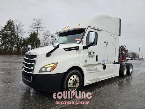 2018 FREIGHTLINER PT126SLP TANDEM AXLE SLEEPER