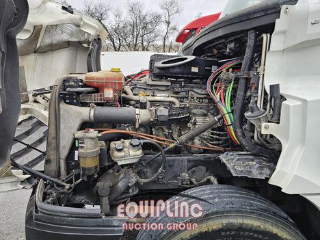 2018 FREIGHTLINER PT126SLP TANDEM AXLE SLEEPER