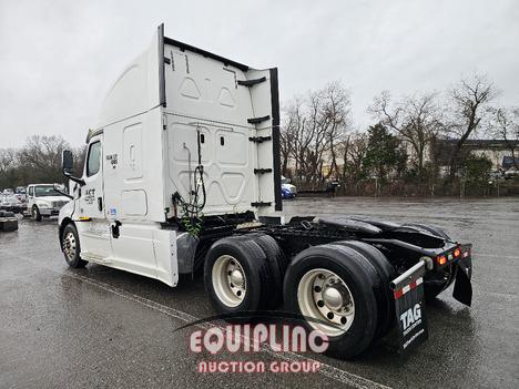 2018 FREIGHTLINER PT126SLP TANDEM AXLE SLEEPER