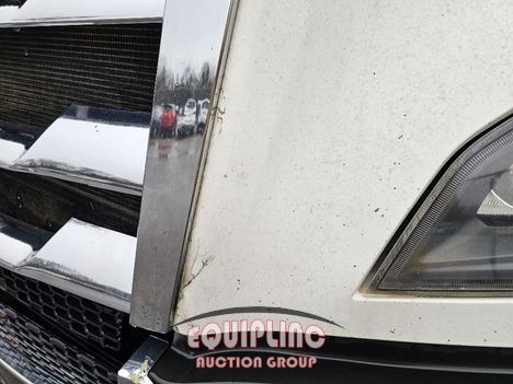 2018 FREIGHTLINER PT126SLP TANDEM AXLE SLEEPER