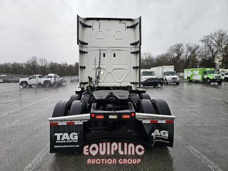2018 FREIGHTLINER PT126SLP TANDEM AXLE SLEEPER