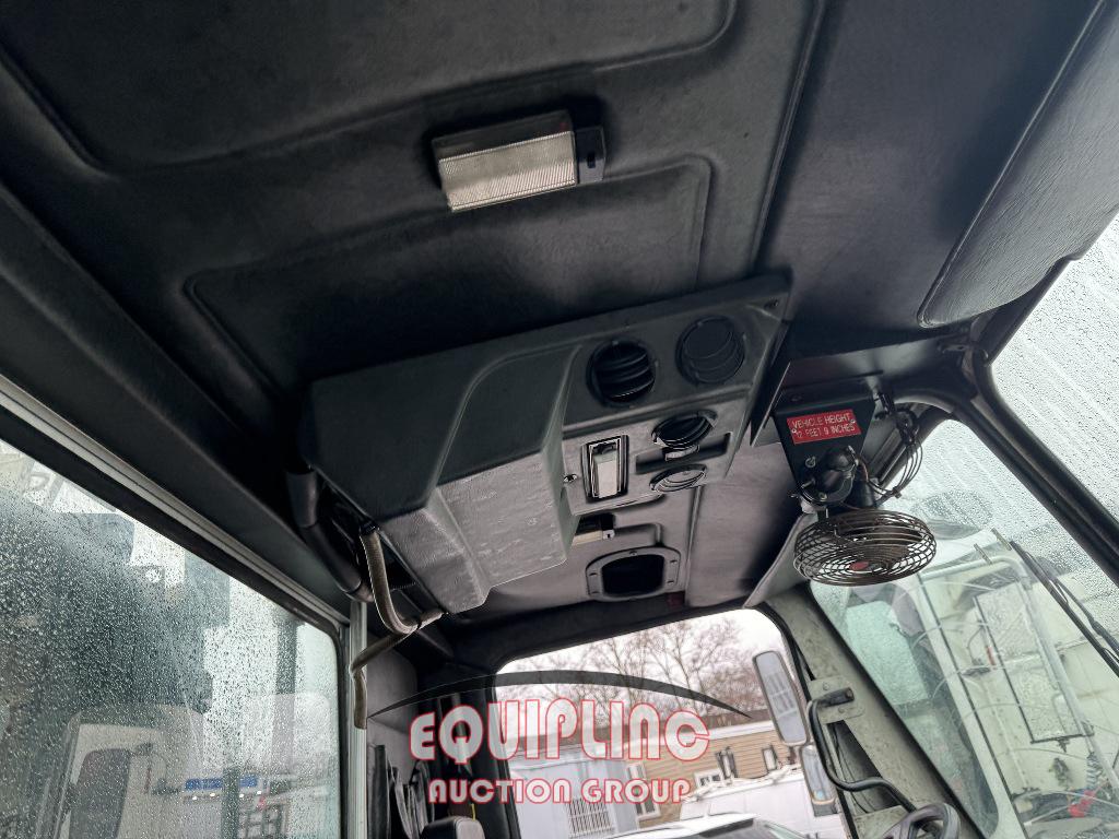 2012 Mack LEU613 REFUSE TRUCK