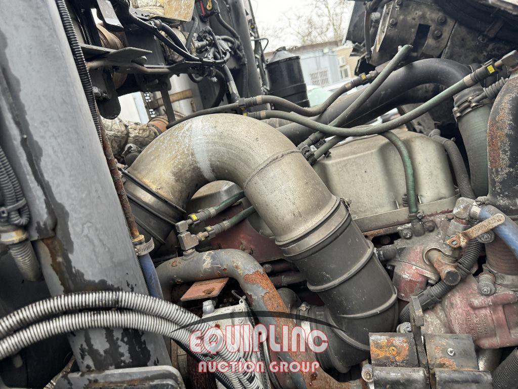 2012 Mack LEU613 REFUSE TRUCK