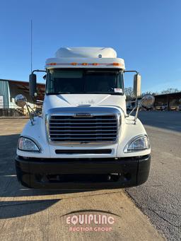 2007 FREIGHTLINER CL120 TANDEM AXLE MID ROOF SLEEPER