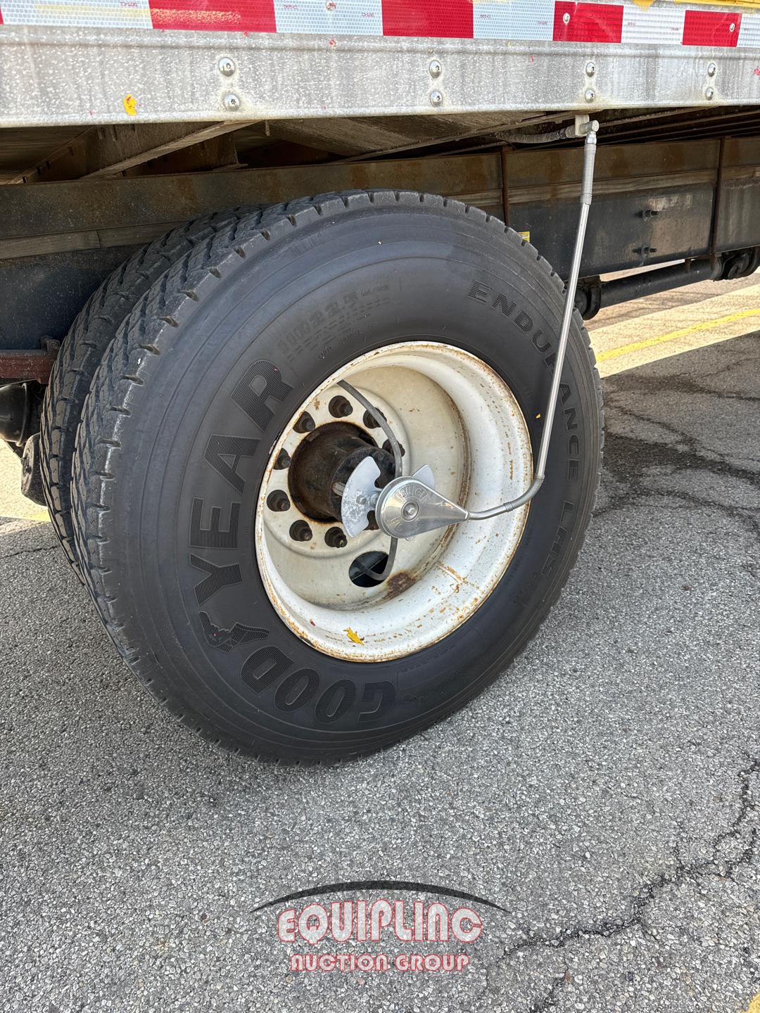 2013 FORD F-750 BOX TRUCK