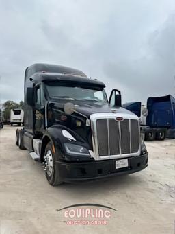 2012 PETERBILT 587 TANDEM AXLE SLEEPER