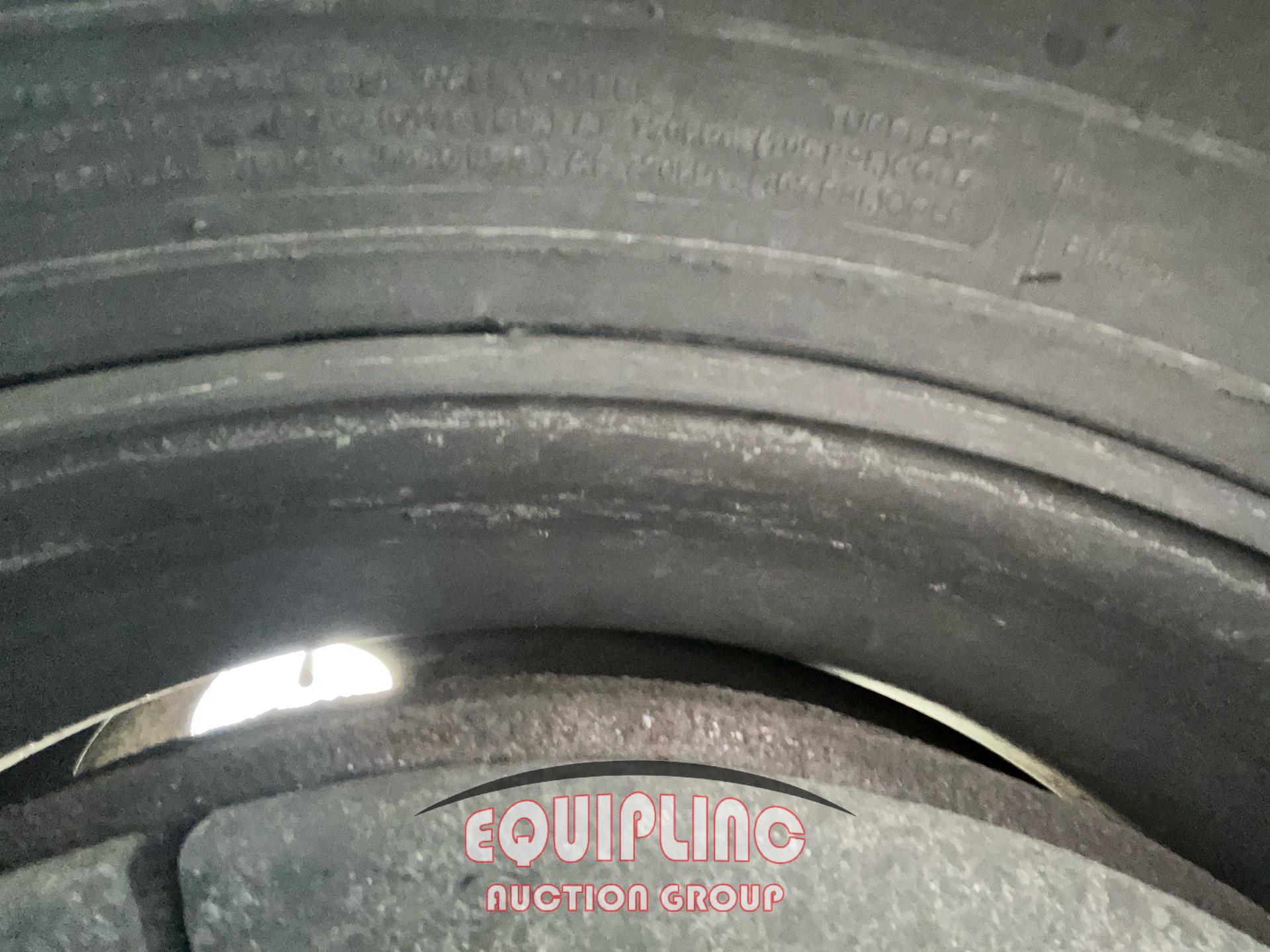 2004 Mack GRANITE GU713