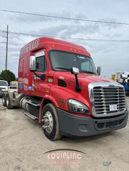 2014 FREIGHTLINER PX113064S TANDEM AXLE SLEEPER